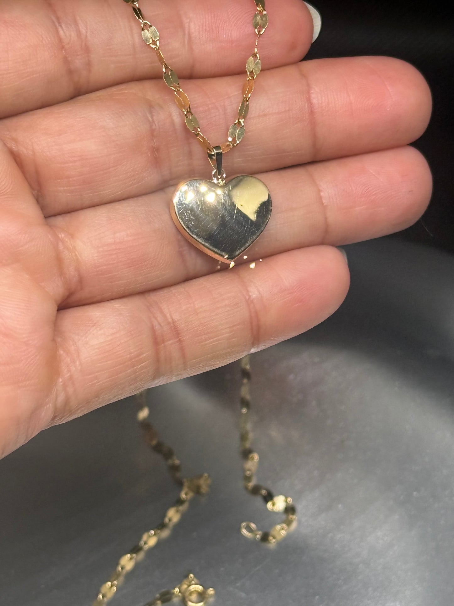 14K Gold Heart Necklace – Timeless Love & Light