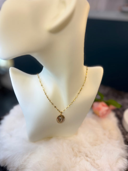 14K Gold Virgin Mary Necklace ✨🙏