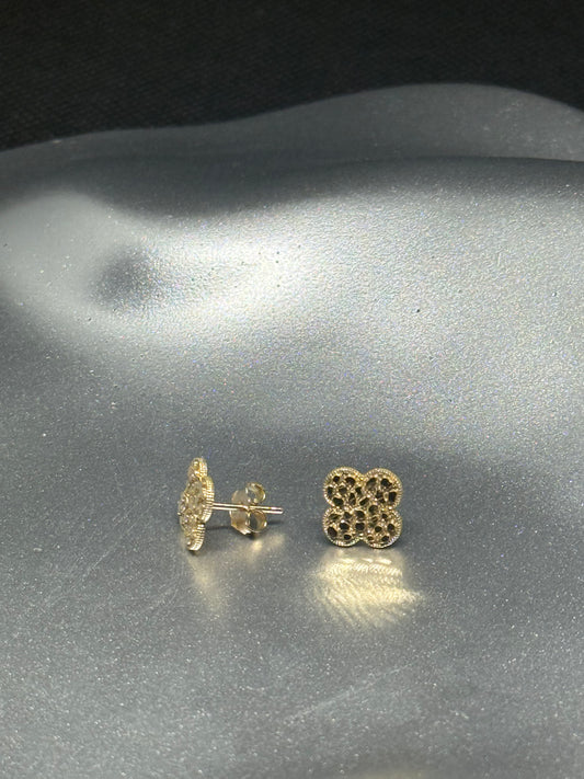14K Gold Lucky Clover Nugget Earrings