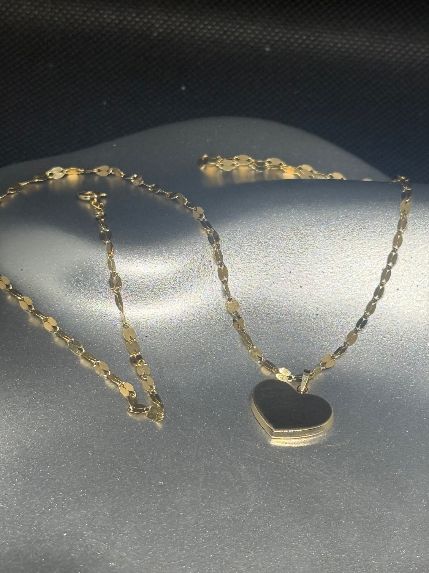 14K Gold Heart Necklace – Timeless Love & Light