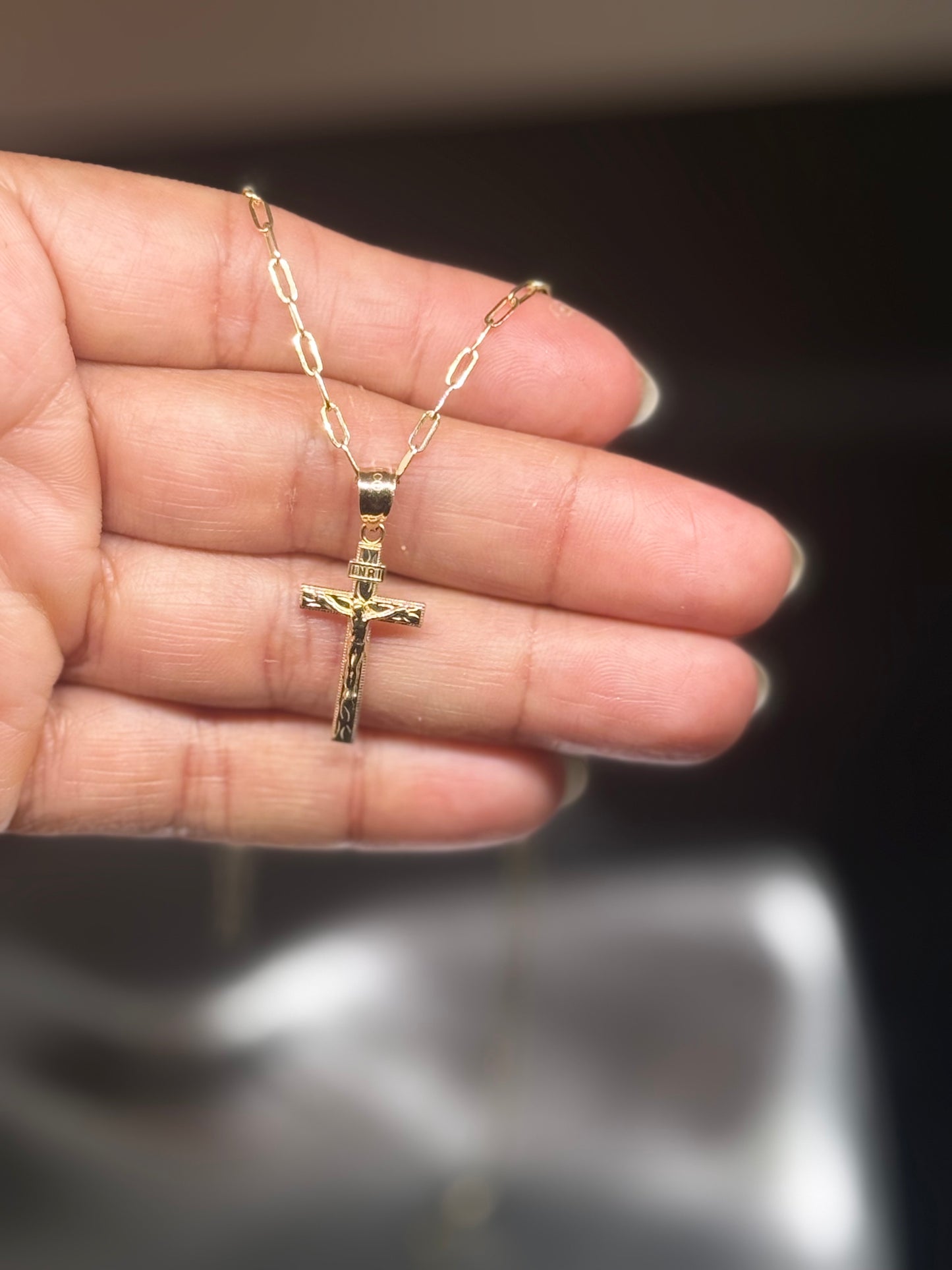 14K Gold Crucifix Necklace – Paperclip Chain