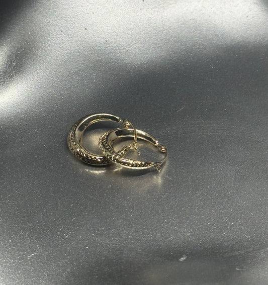 14K Diamond-Cut Hoop Earrings