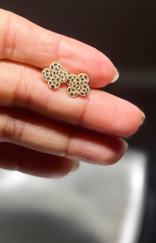 14K Gold Lucky Clover Nugget Earrings