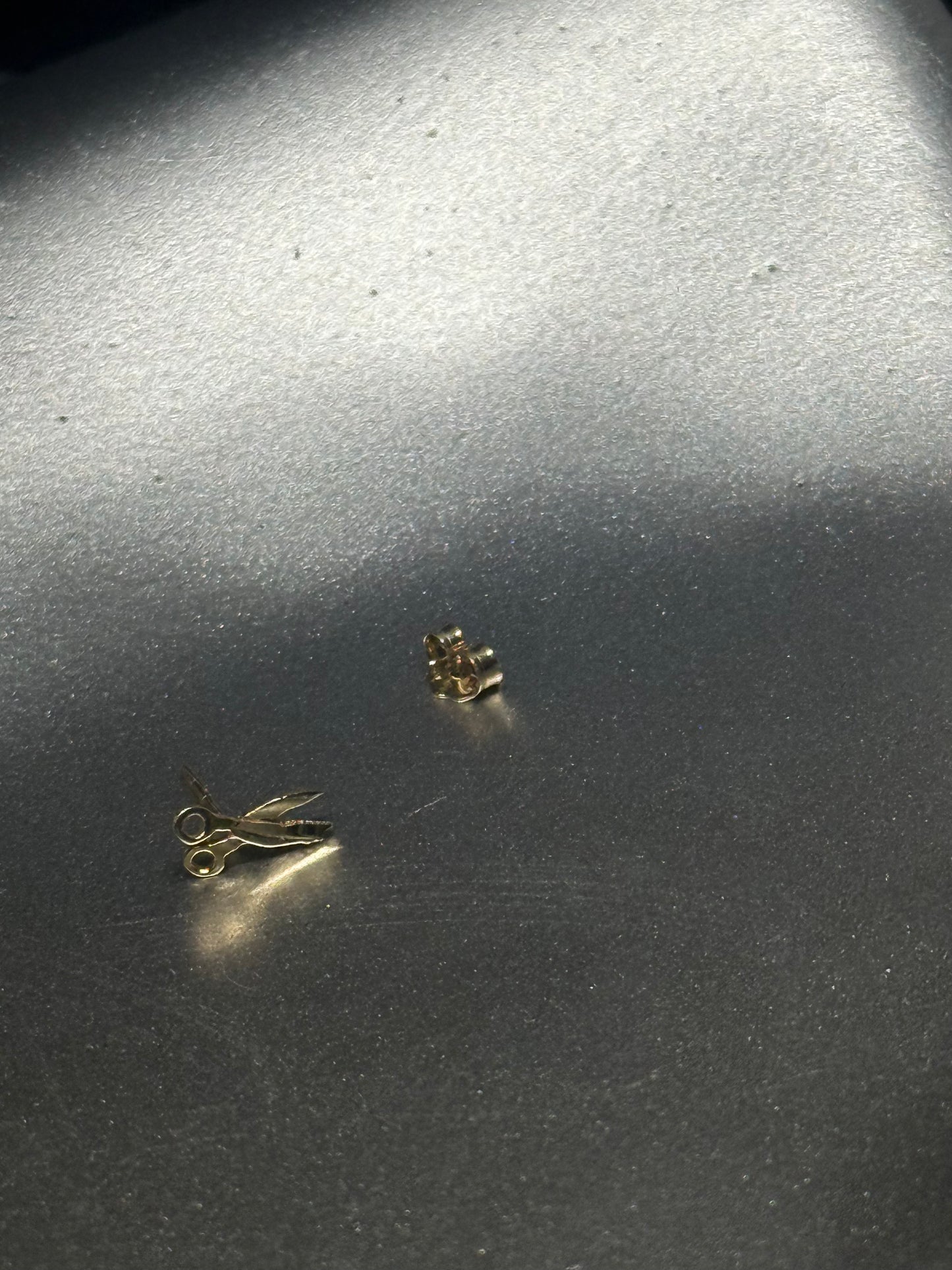 14K Gold Mini Scissors Studs