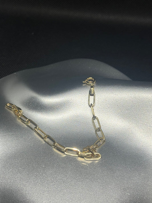 14K Gold Paperclip Bracelet – Minimal & Chic