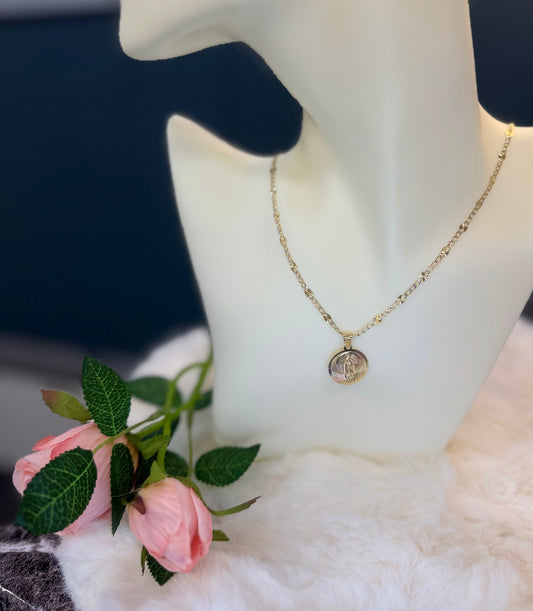 14K Gold Virgin Mary Medallion Necklace ✨