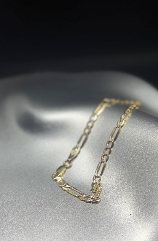 14K Gold Diamond-Cut Figaro Bracelet