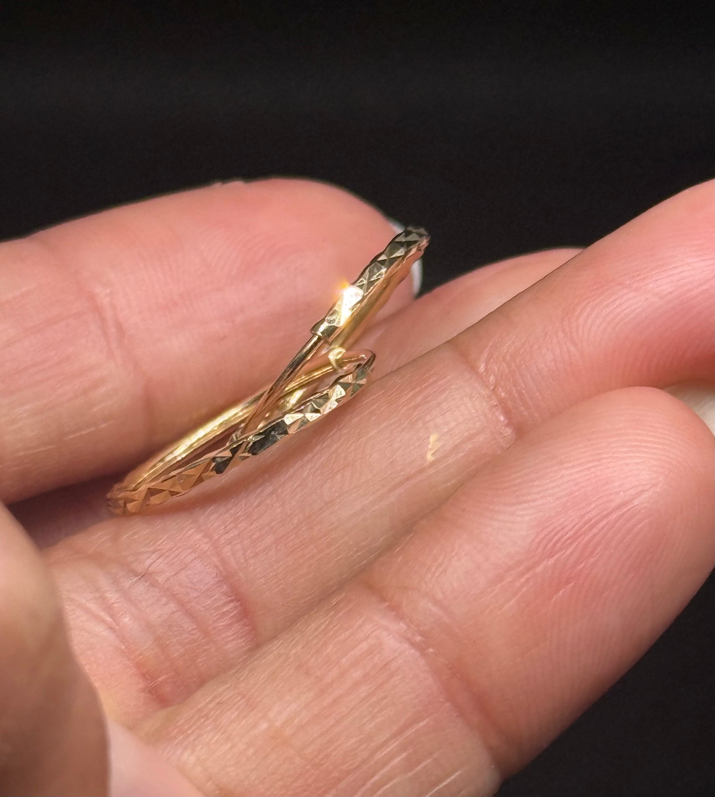 14K Diamond-Cut Petite Hoops