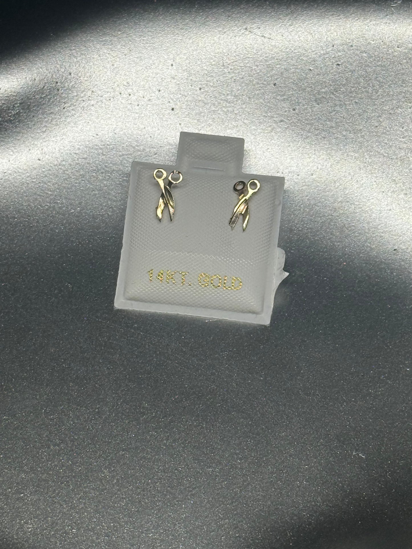 14K Gold Mini Scissors Studs