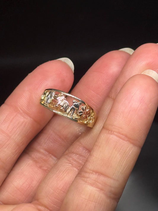 14K Tricolor Lucky Ring