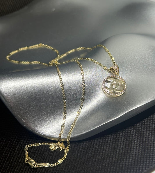 14K Gold Luxury Double-C Circle Necklace