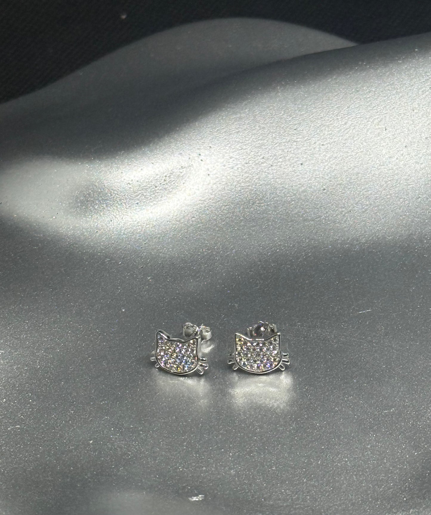Silver Sparkle Kitty Studs
