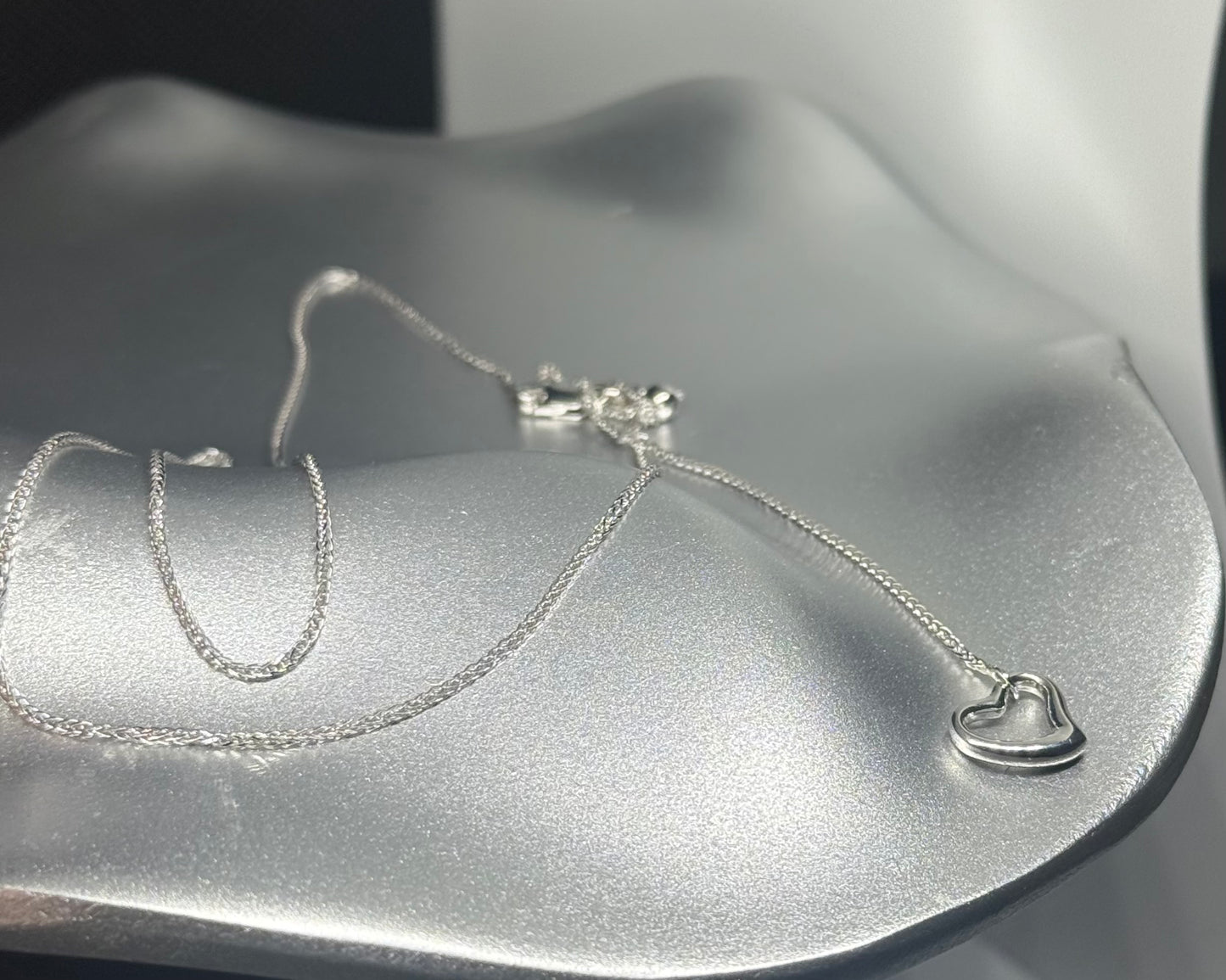 14K White Gold Floating Heart Necklace